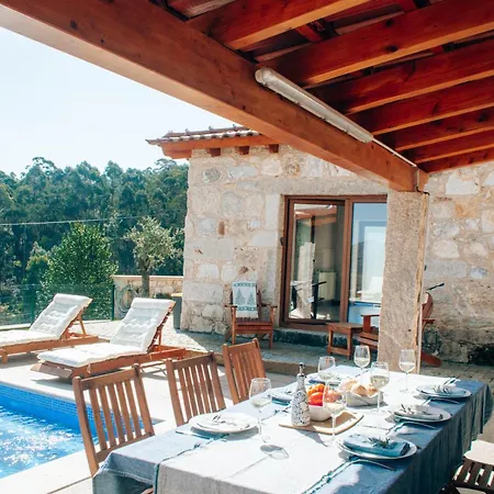 Just Like - Muirfield House Em *