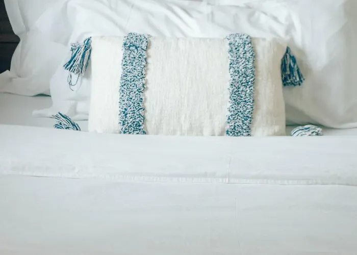 Just Like - Muirfield House Em *